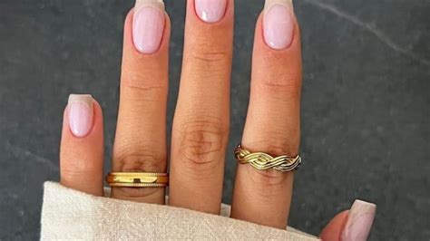 20 Nude Nageldesigns, die alles andere als gewöhnlich sind